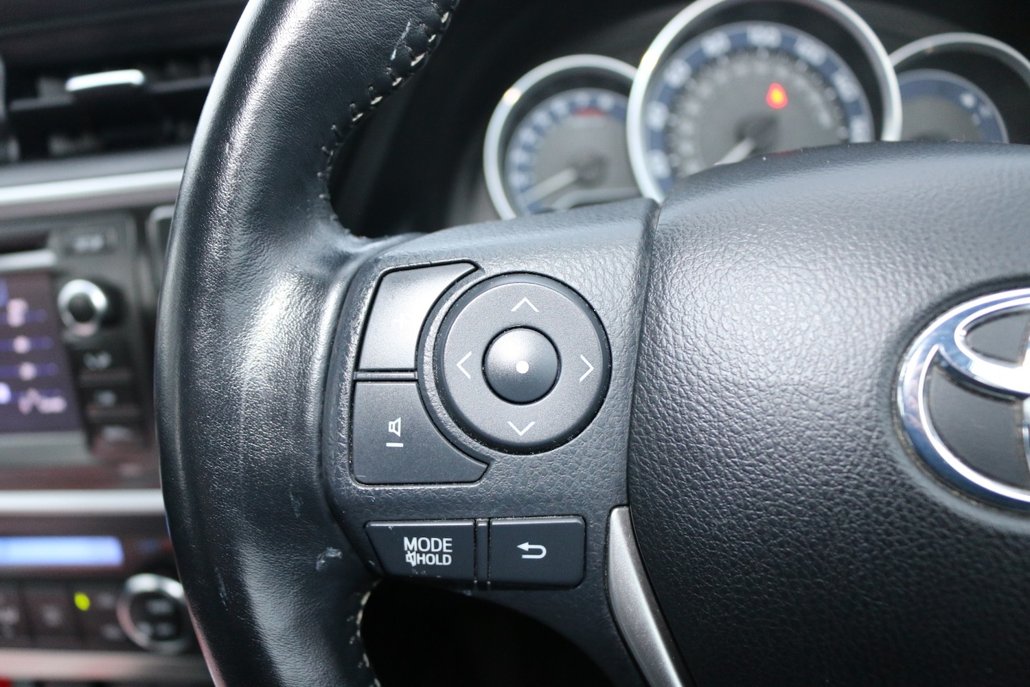 Used Toyota Auris 2013 for sale - 76571168: Photo 13