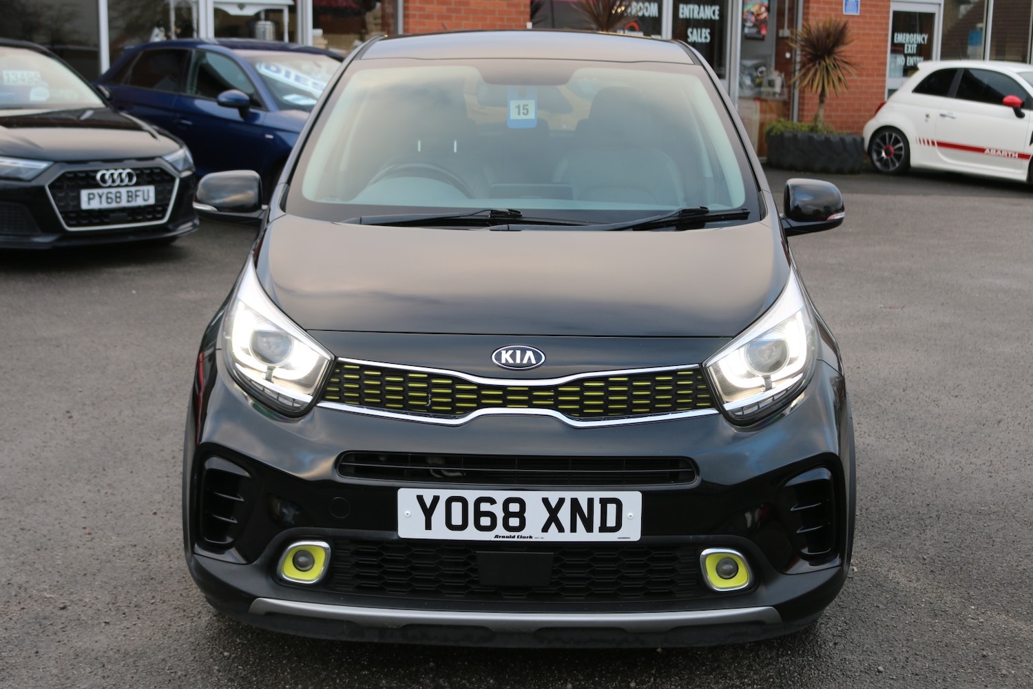 Used Kia Picanto 2019 for sale - 77228237: Photo 2