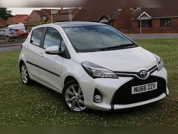 Used Toyota Yaris 2016 for sale - 76063873: Photo