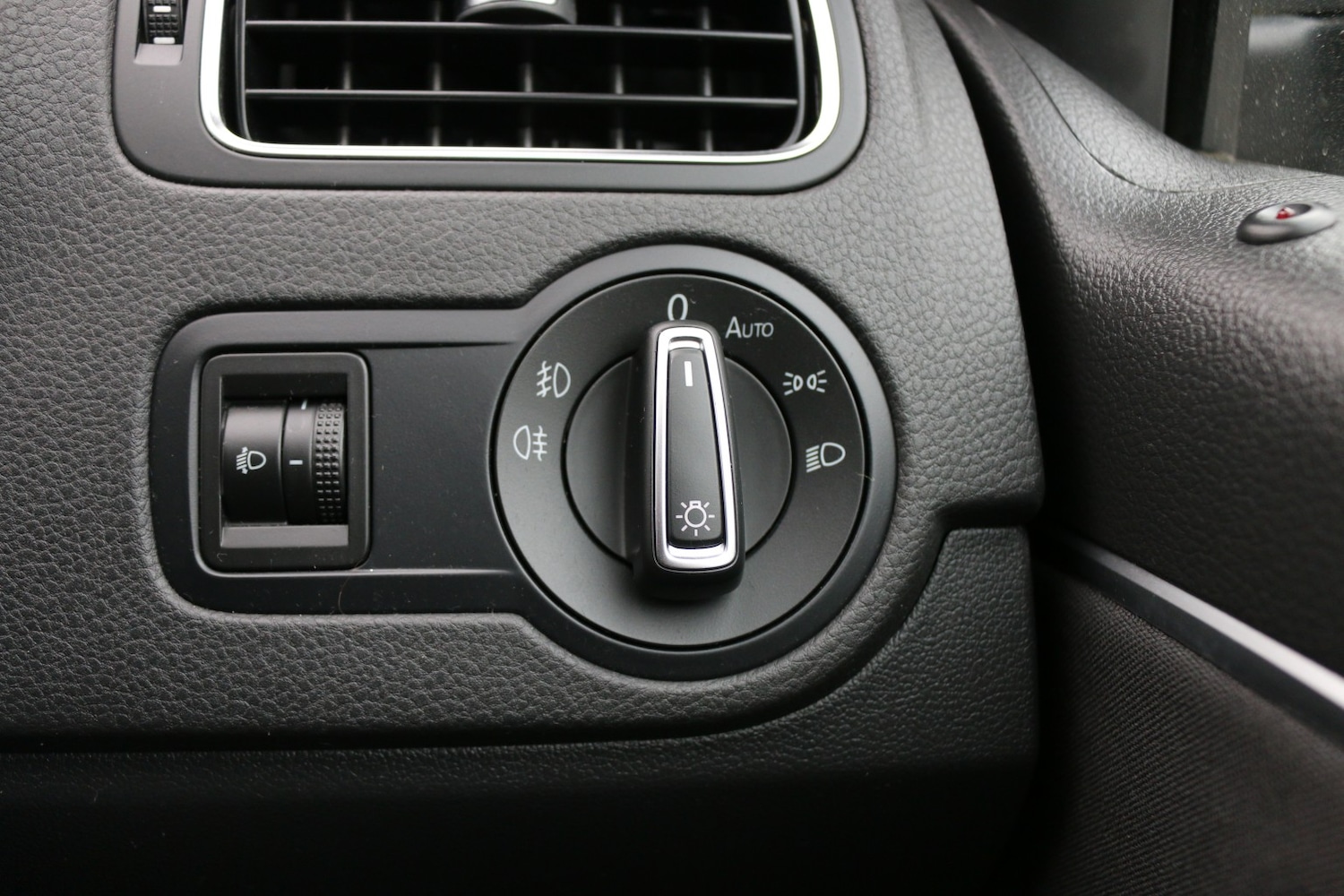 Used Volkswagen Polo 2017 for sale - 77603374: Photo 24