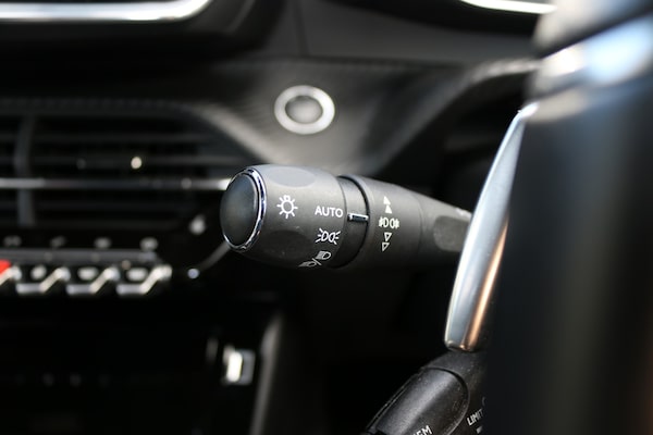 Used Peugeot 2008 2021 for sale - 76198288: Photo 12
