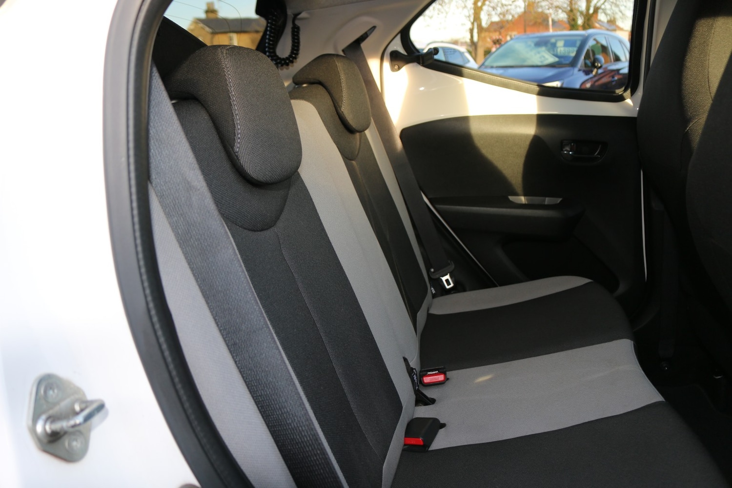 Used Toyota AYGO 2017 for sale - 76656153: Photo 8