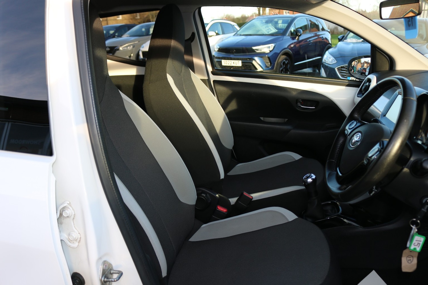 Used Toyota AYGO 2017 for sale - 76656153: Photo 9