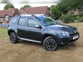 Used Dacia Duster 2016 for sale - 79487756: Photo