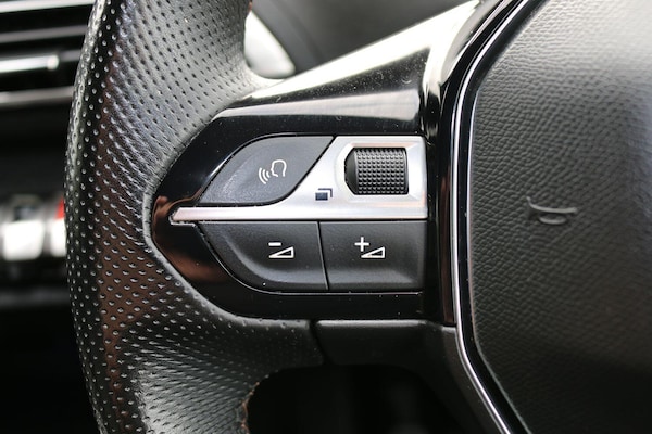 Used Peugeot 3008 2019 for sale - 76041045: Photo 16