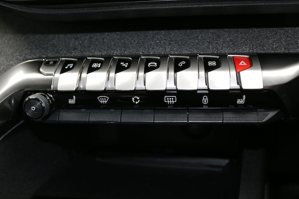 Used Peugeot 3008 2019 for sale - 76041045: Photo 20
