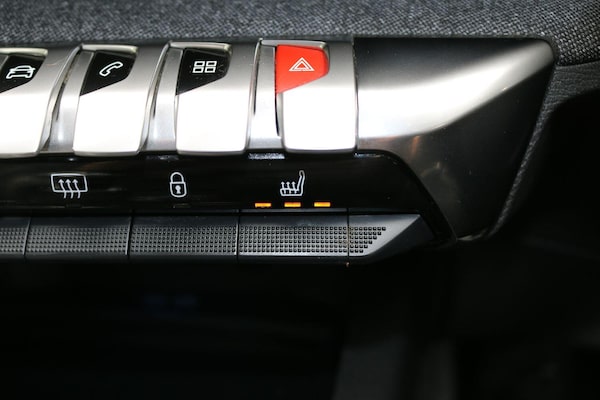Used Peugeot 3008 2019 for sale - 76041045: Photo 21