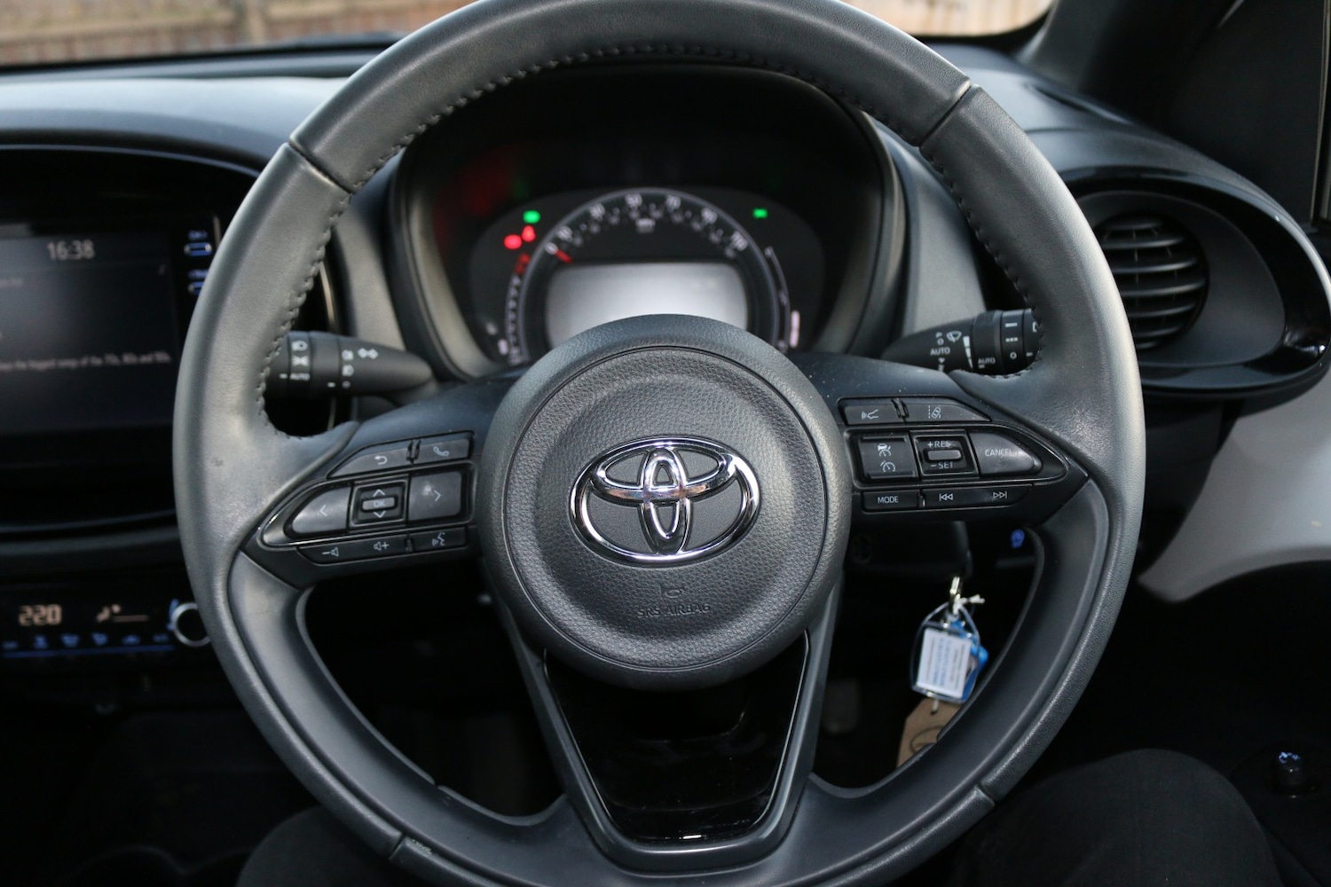 Used Toyota Aygo X 2023 for sale - 76741346: Photo 10