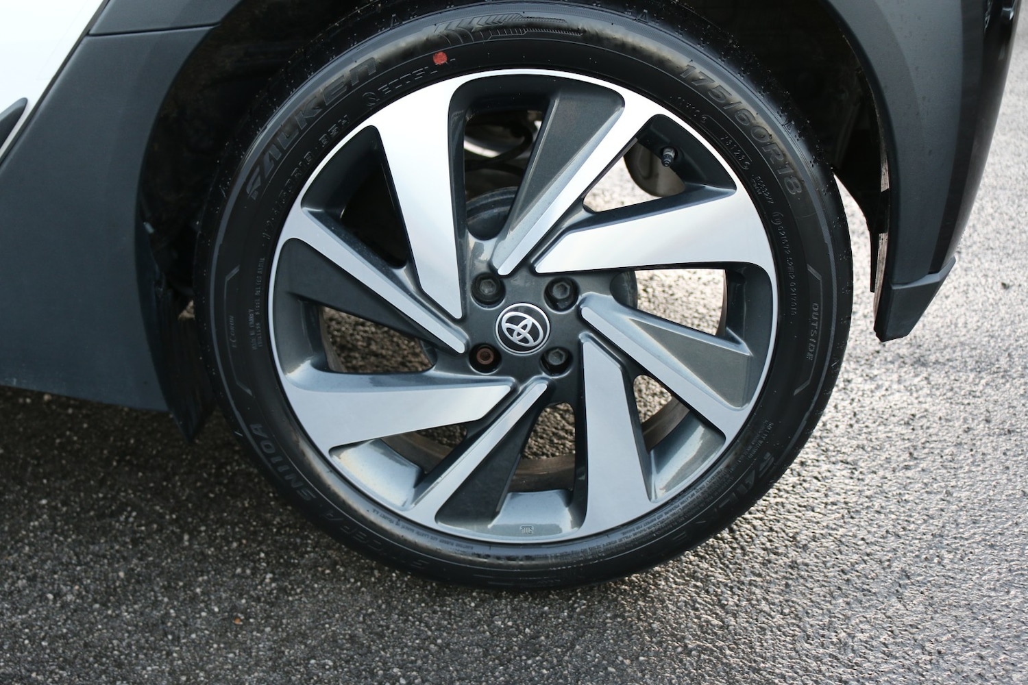 Used Toyota Aygo X 2023 for sale - 76741346: Photo 4