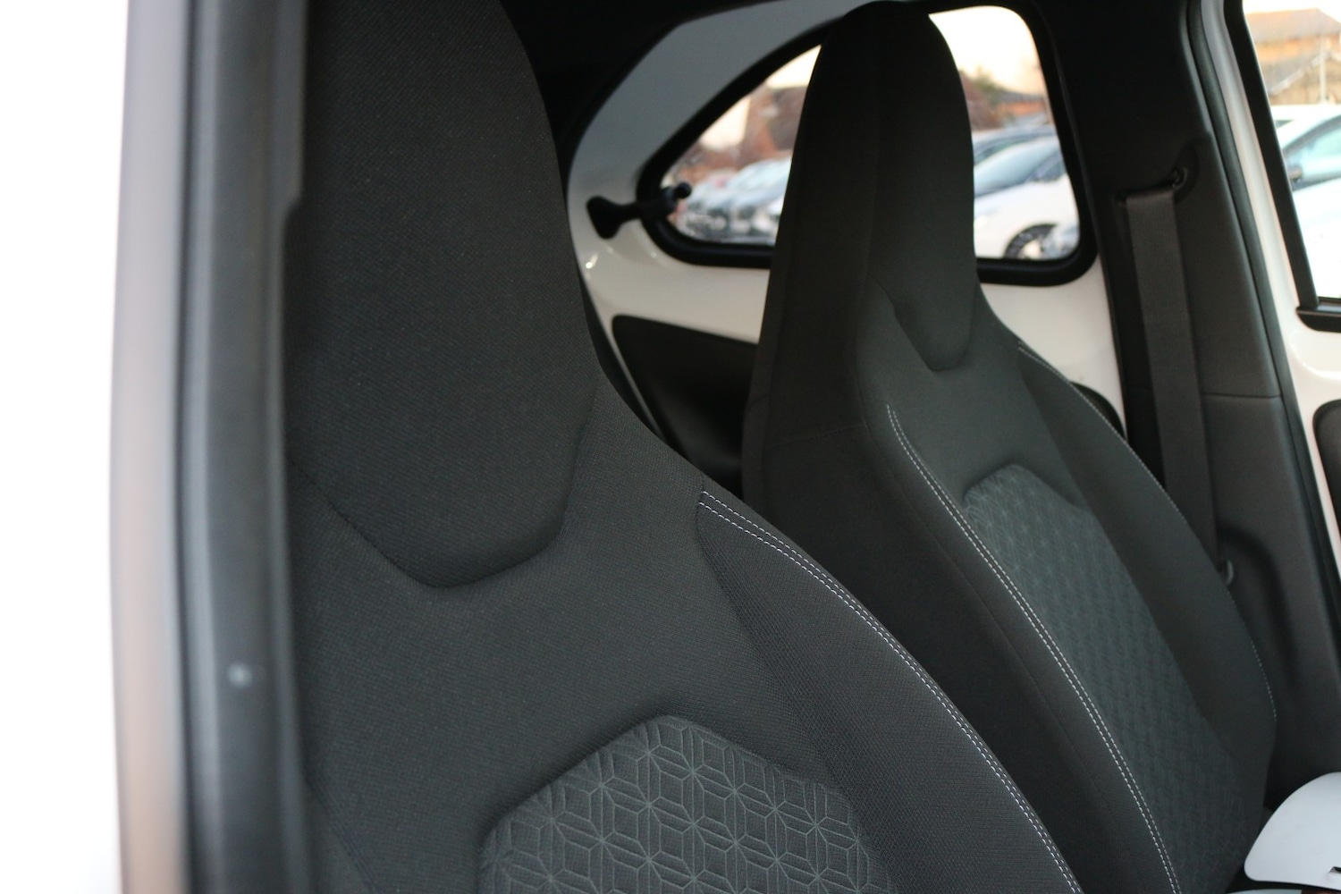 Used Toyota Aygo X 2023 for sale - 76741346: Photo 8