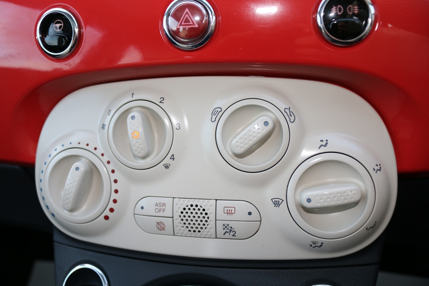 Used Fiat 500 2016 for sale - 76858904: Photo 17