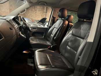 Used Volkswagen Caravelle 2015 for sale - 71927698: Photo