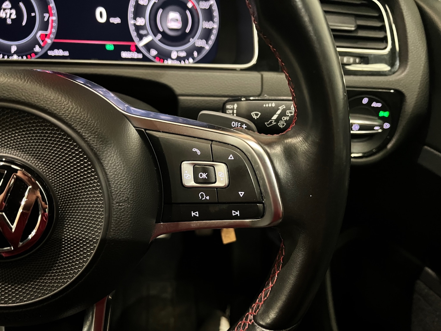 Used Volkswagen Golf 2018 for sale - 76243804: Photo 37