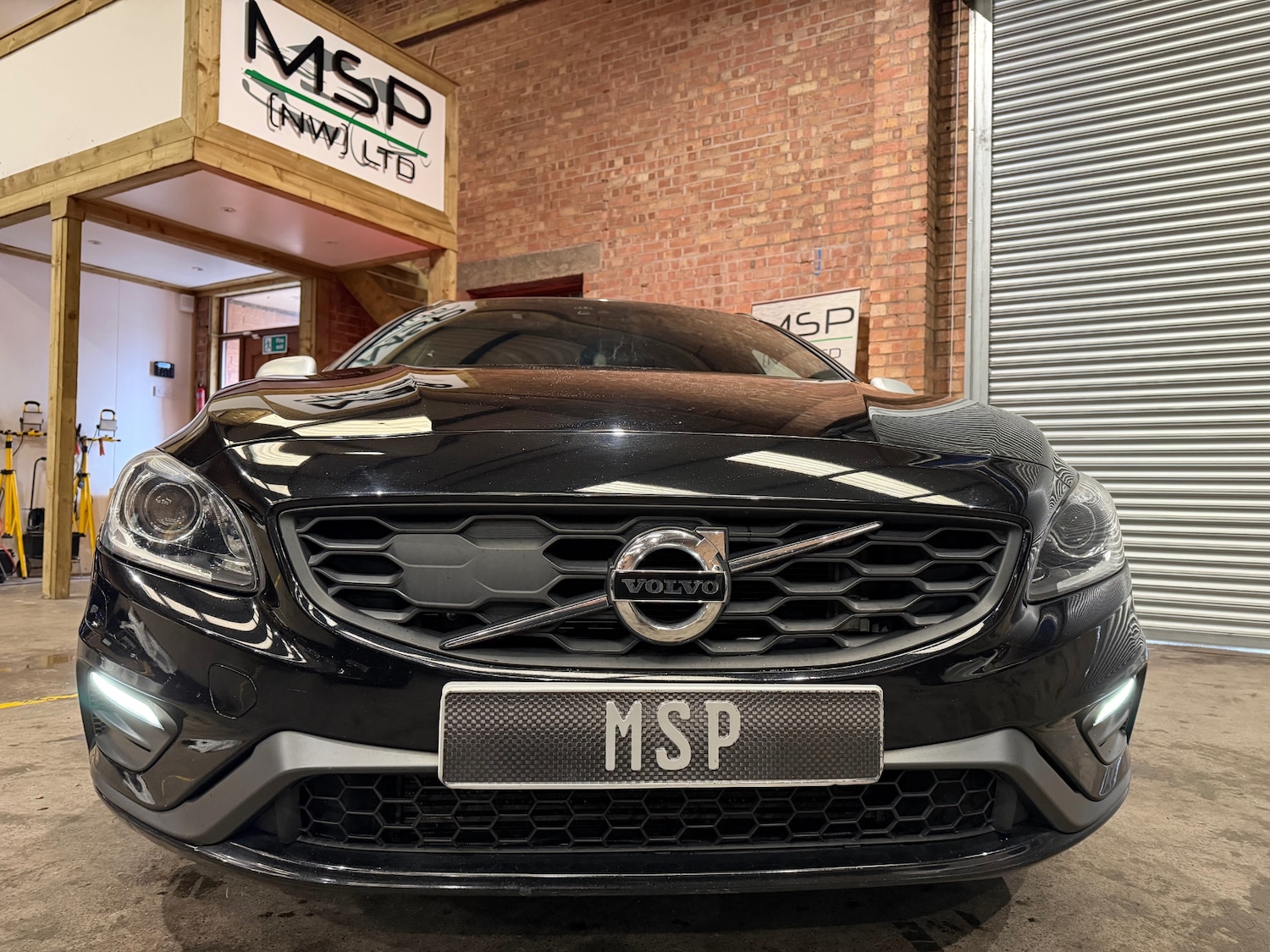 Used Volvo V60 2017 for sale - 77639403: Photo 11