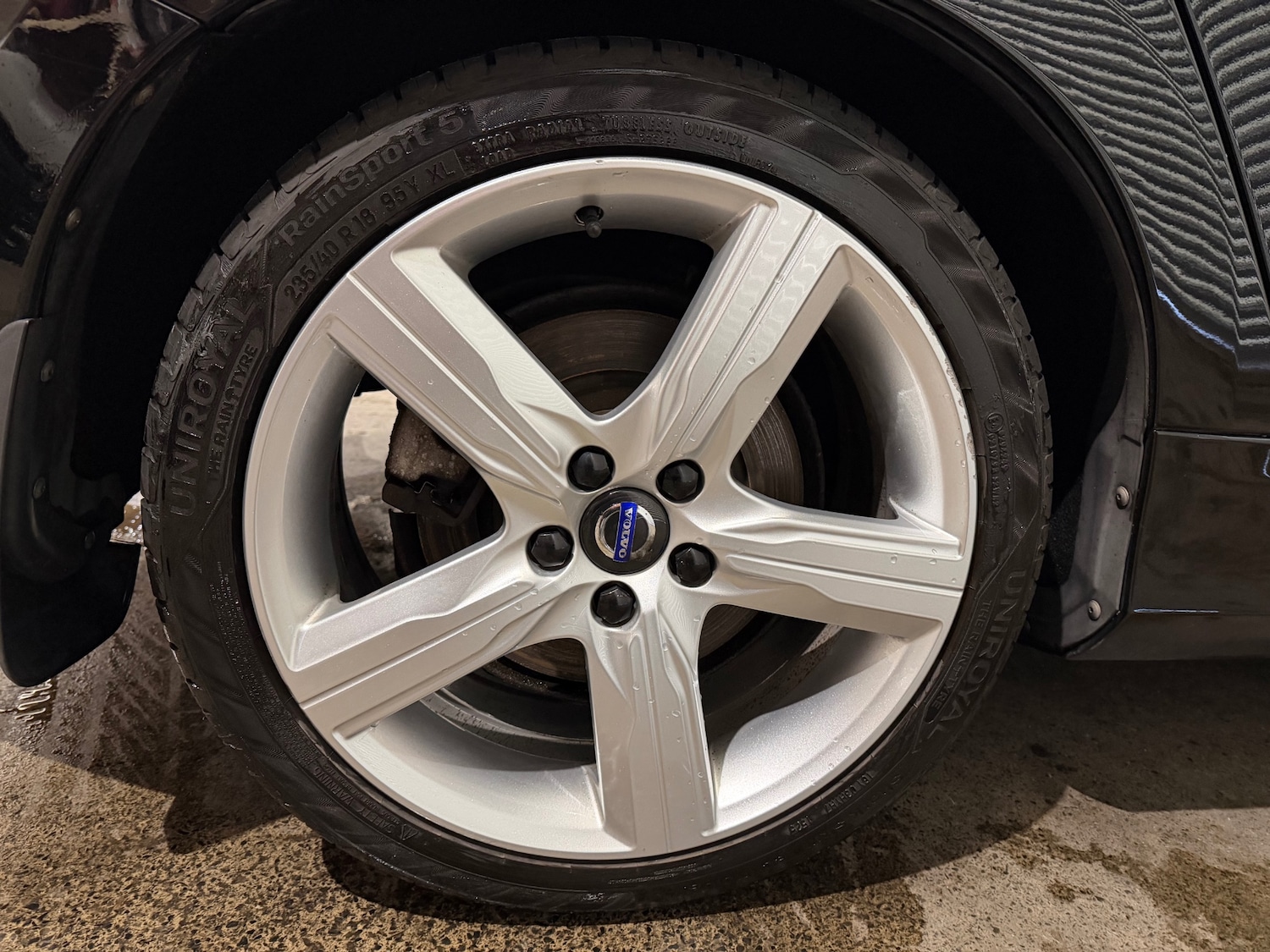 Used Volvo V60 2017 for sale - 77639403: Photo 22