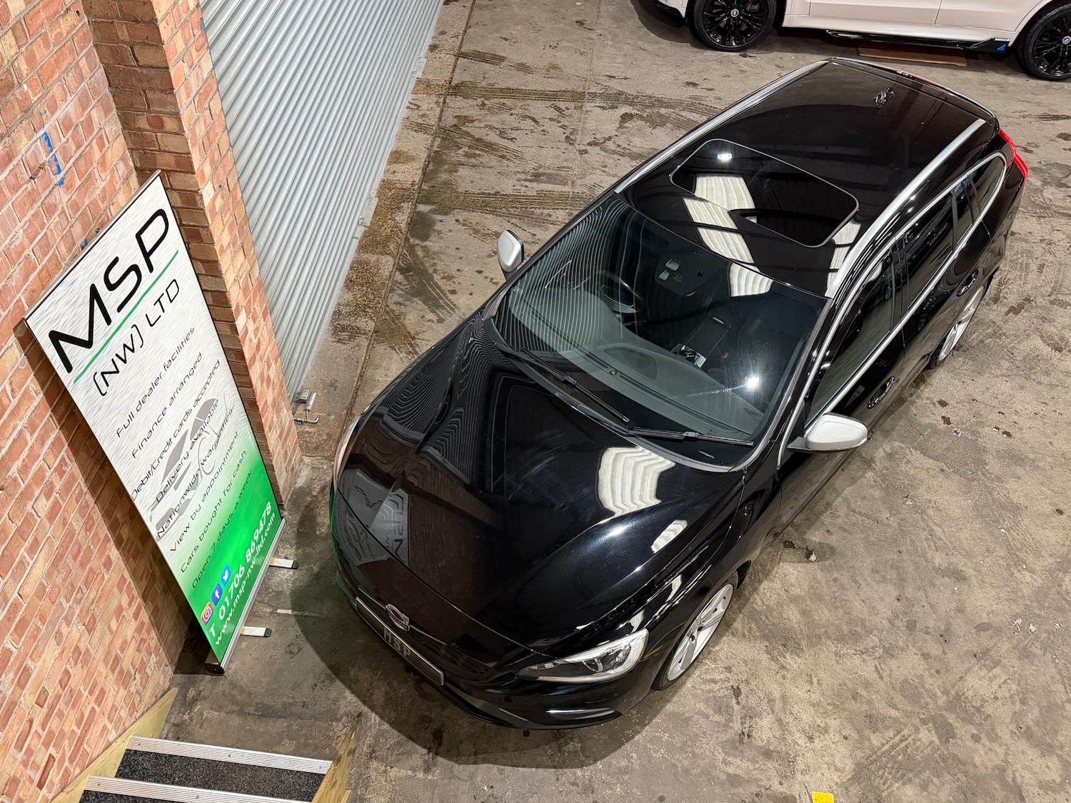 Used Volvo V60 2017 for sale - 77639403: Photo 24