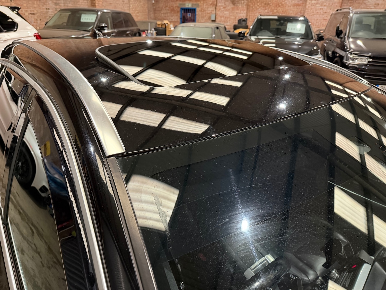 Used Volvo V60 2017 for sale - 77639403: Photo 43