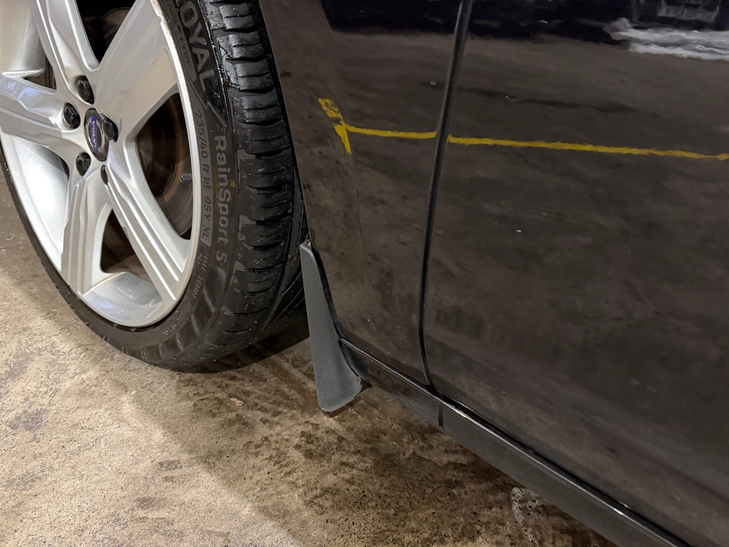 Used Volvo V60 2017 for sale - 77639403: Photo 61