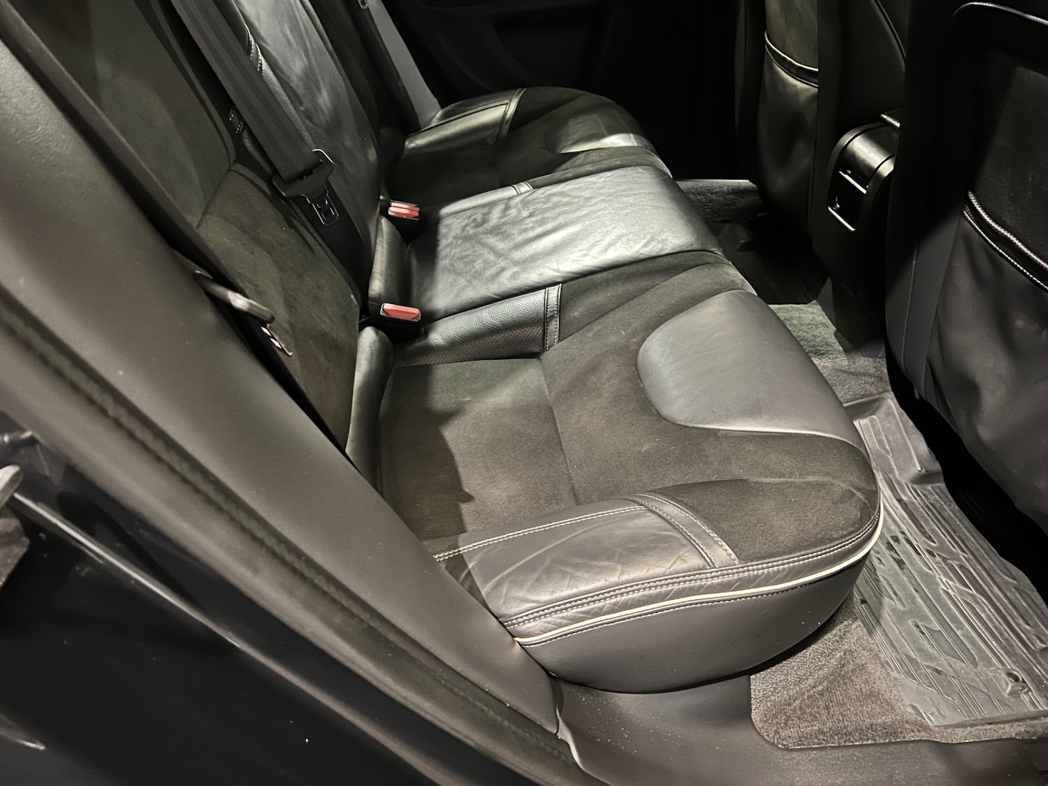 Used Volvo V60 2016 for sale - 77446014: Photo 38