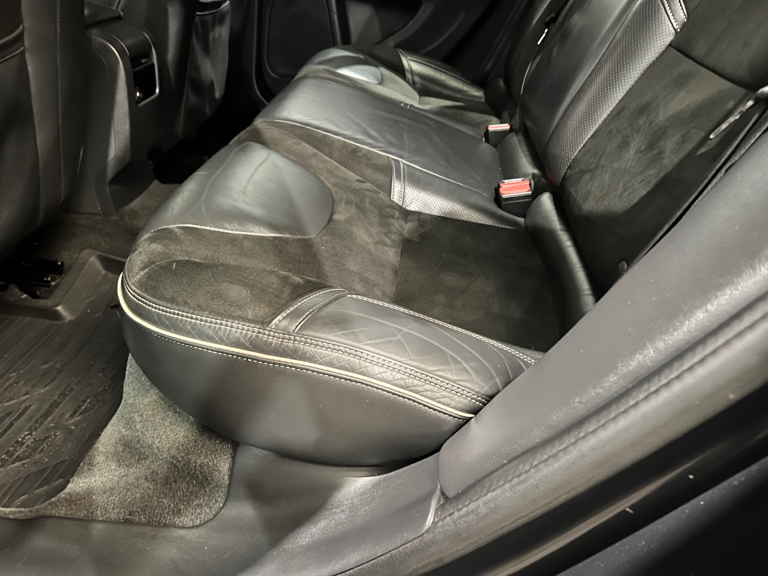 Used Volvo V60 2016 for sale - 77446014: Photo 47