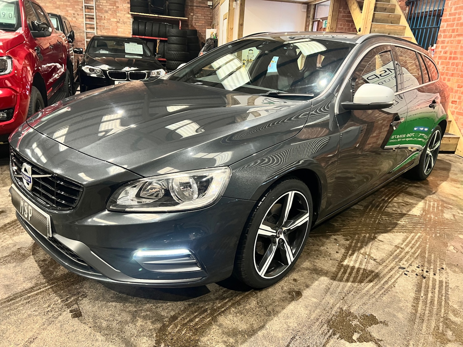 Used Volvo V60 2016 for sale - 76858924: Photo 14