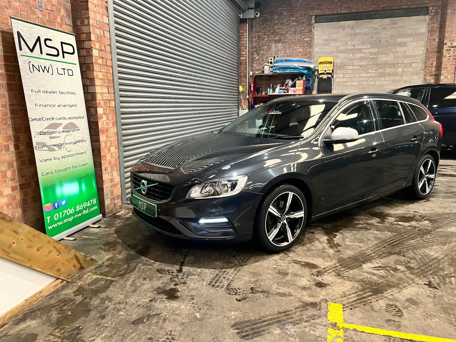 Used Volvo V60 2016 for sale - 76858924: Photo 54