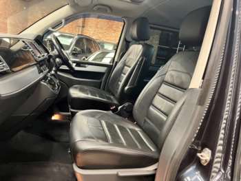 Used Volkswagen Caravelle 2018 for sale - 73546253: Photo