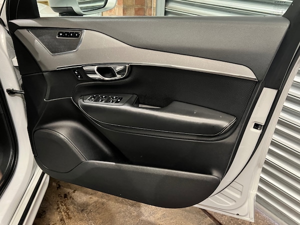 Used Volvo XC90 2015 for sale - 76274255: Photo 25