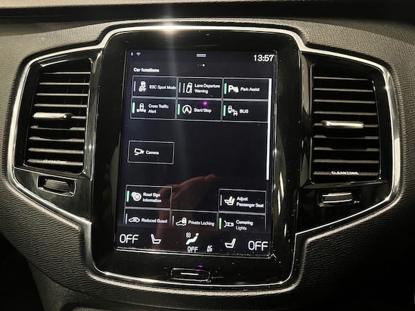 Used Volvo XC90 2015 for sale - 76274255: Photo 33