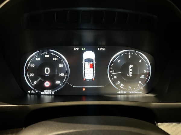 Used Volvo XC90 2015 for sale - 76274255: Photo 38