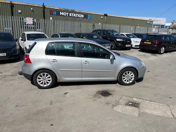 Used Volkswagen Golf 2009 for sale - 78466001: Photo