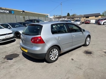 Used Volkswagen Golf 2009 for sale - 78466001: Photo