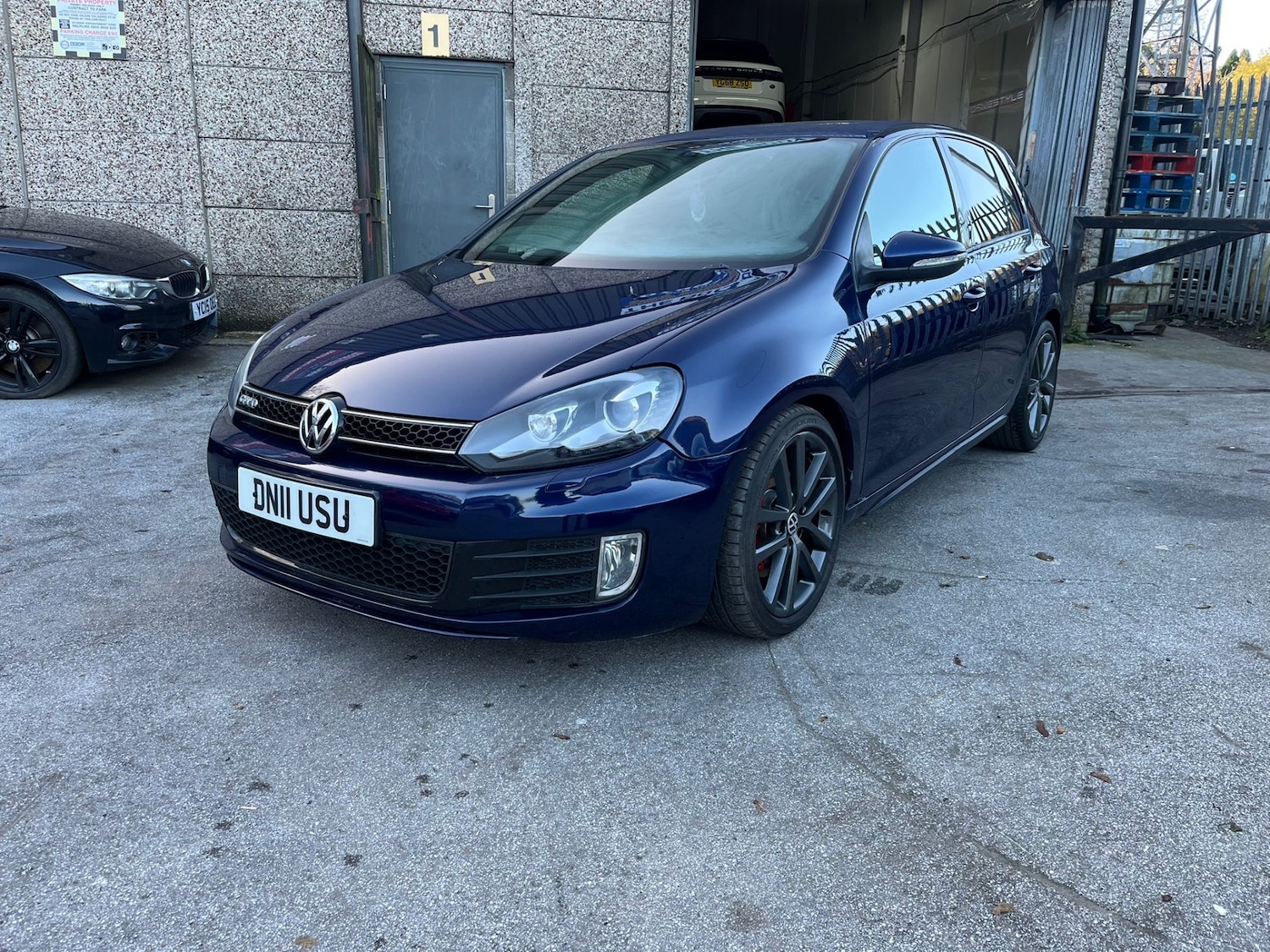 Used Volkswagen Golf 2011 for sale - 77778689: Photo 3