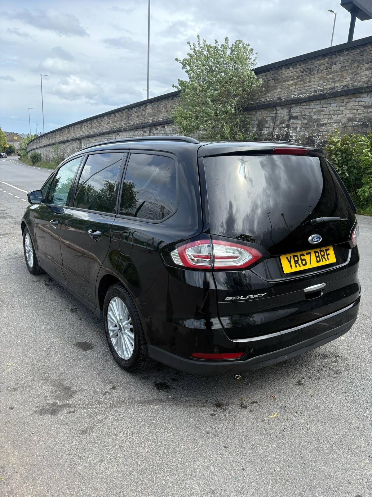 Used Ford Galaxy 2017 for sale - 77778752: Photo 5