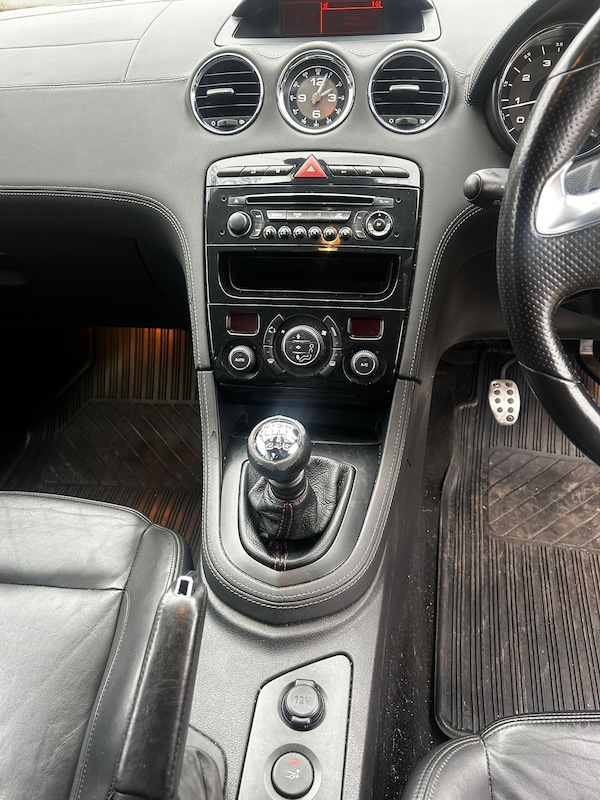 Used Peugeot RCZ 2011 for sale - 72427859: Photo 14