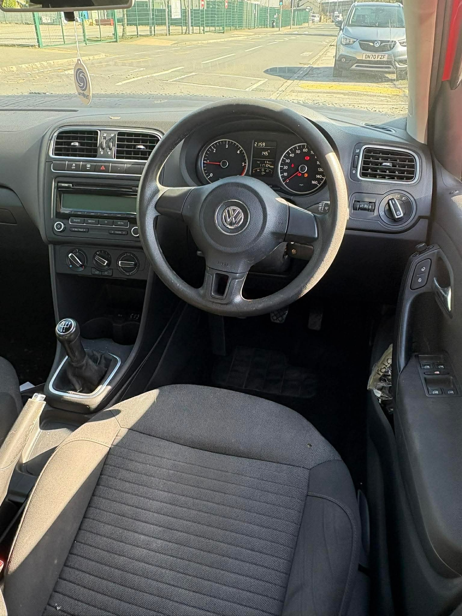 Used Volkswagen Polo 2011 for sale - 77974124: Photo 12