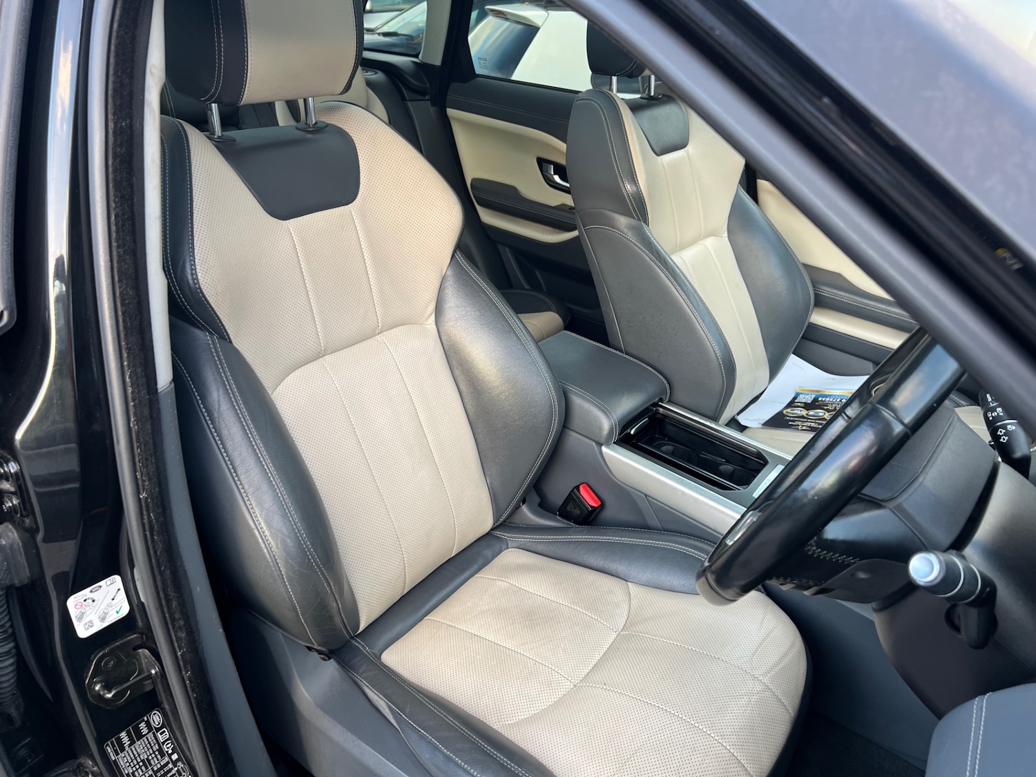 Used Land Rover Range Rover Evoque 2015 for sale - 76599994: Photo 11