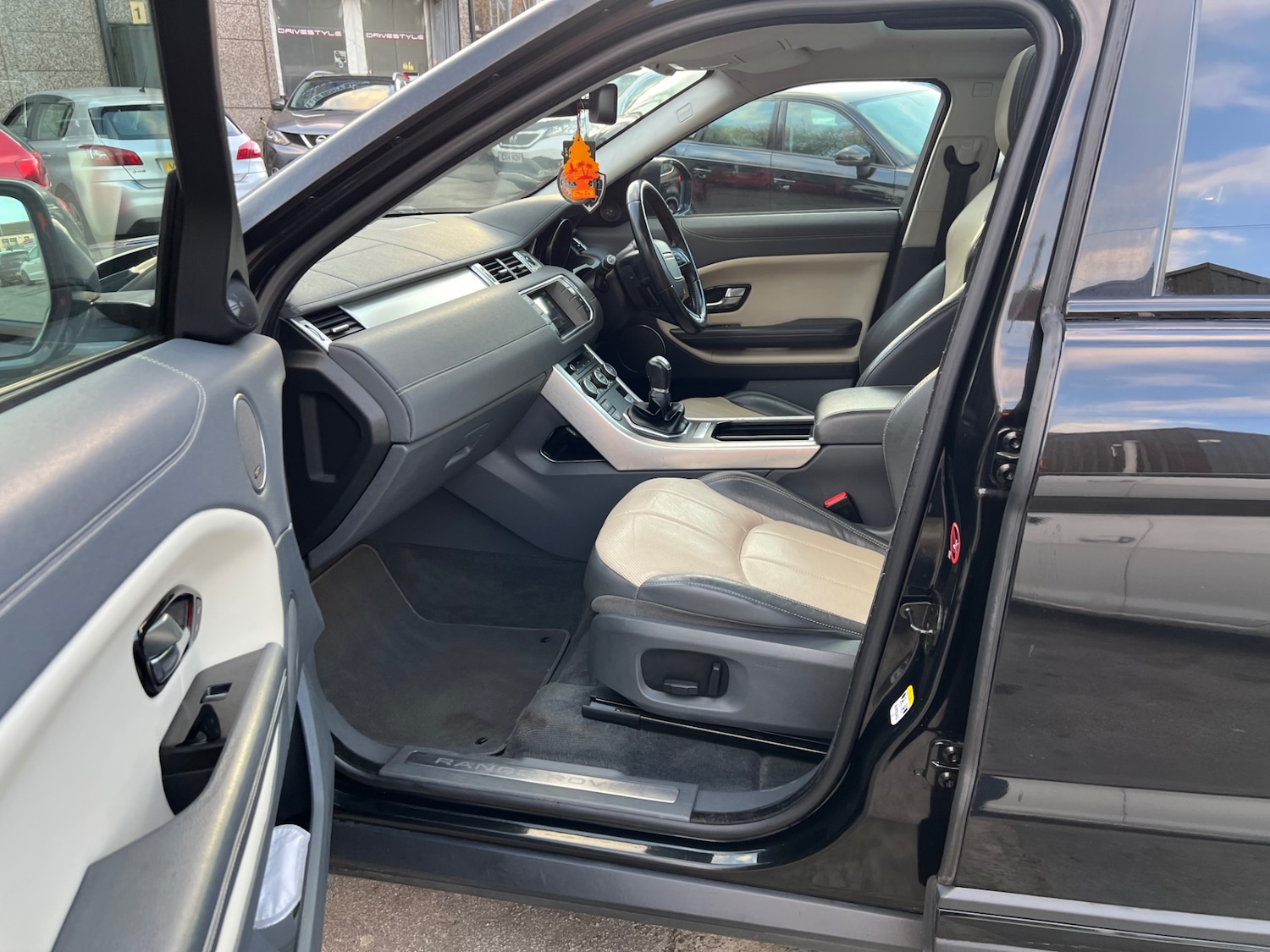 Used Land Rover Range Rover Evoque 2015 for sale - 76599994: Photo 14