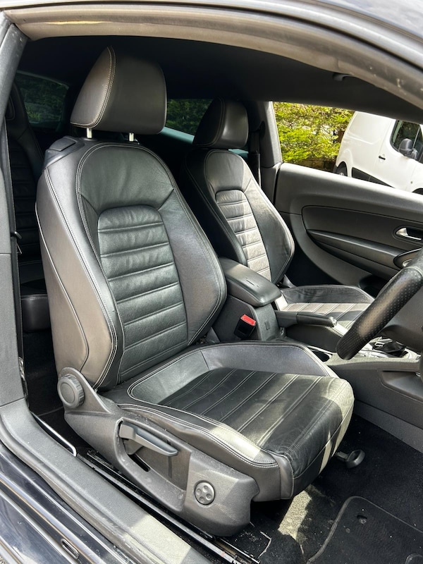 Used Volkswagen Scirocco 2013 for sale - 74826557: Photo 5