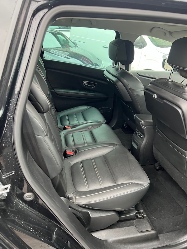 Used Renault Grand Scenic 2018 for sale - 76159826: Photo 14