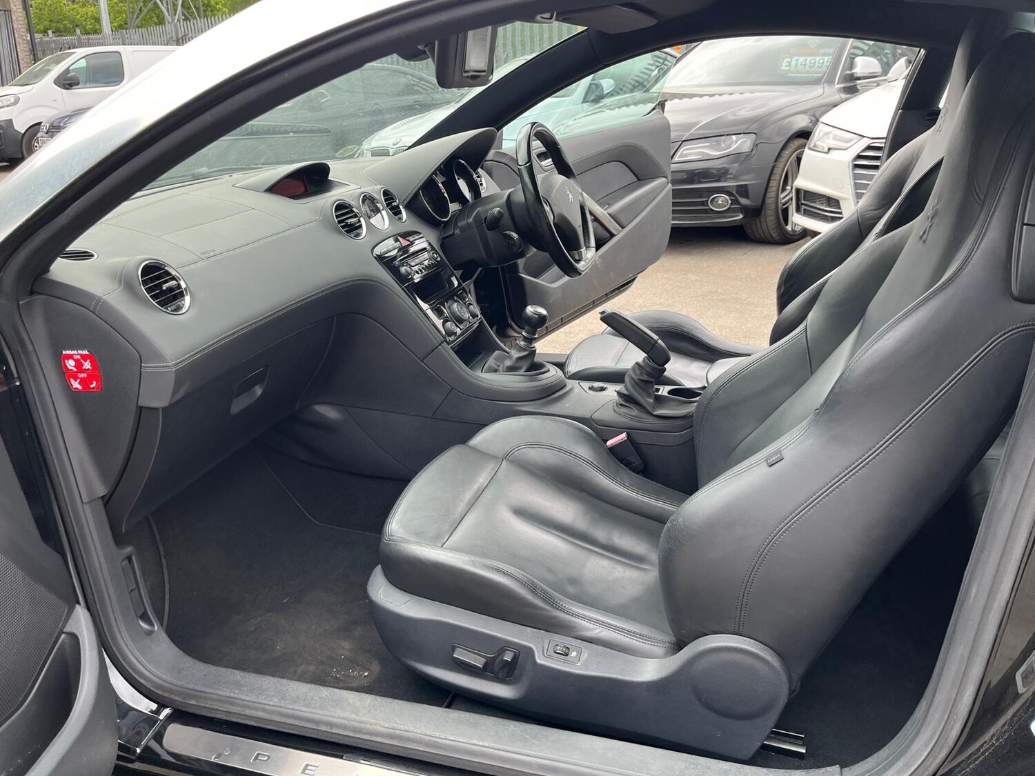 Used Peugeot RCZ 2011 for sale - 76322138: Photo 13