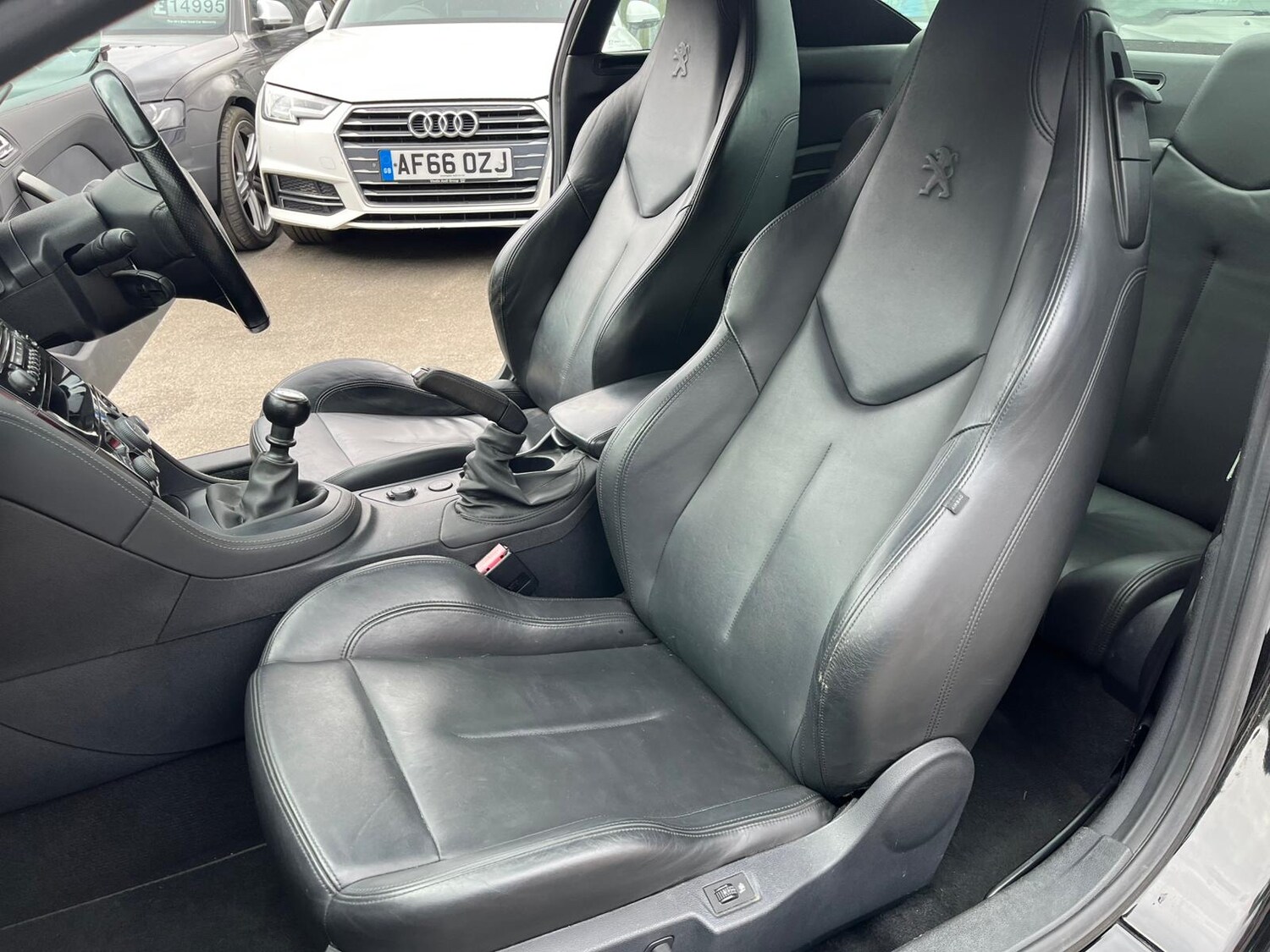 Used Peugeot RCZ 2011 for sale - 76322138: Photo 18