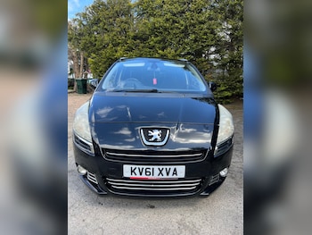 Used Peugeot 5008 2011 for sale - 78546179: Photo