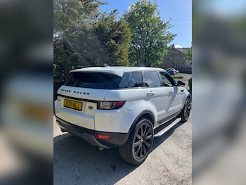Used Land Rover Range Rover Evoque 2015 for sale - 78196568: Photo