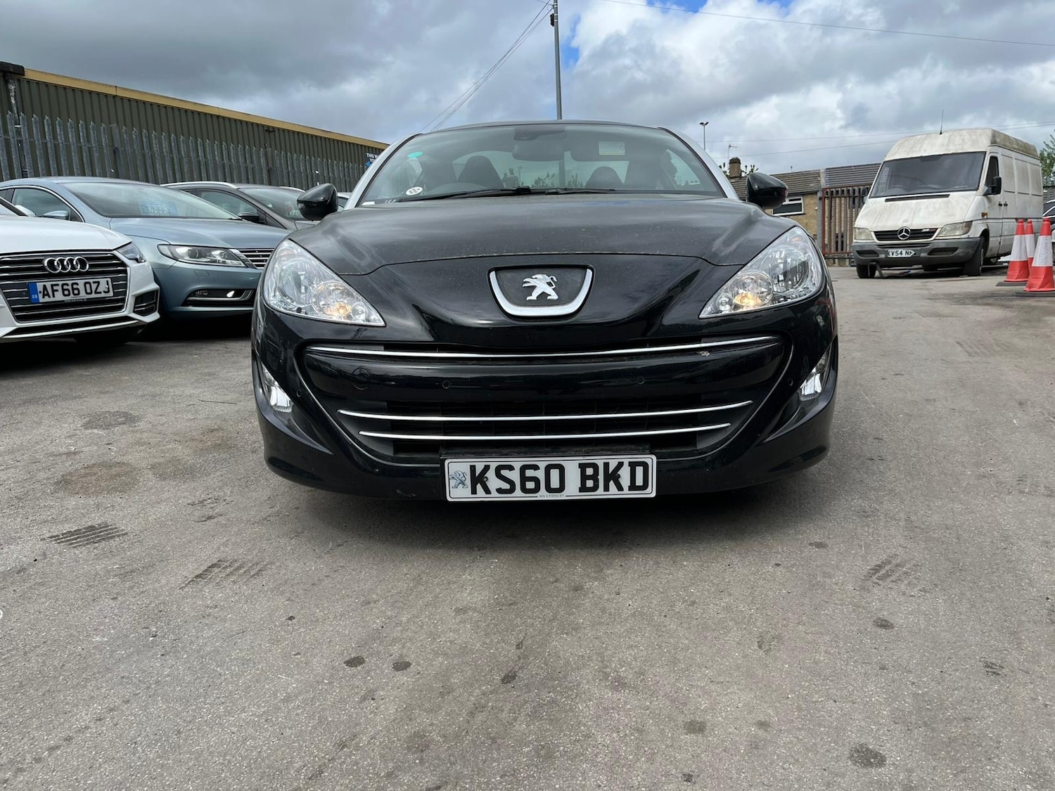 Used Peugeot RCZ 2011 for sale - 77781054: Photo 2