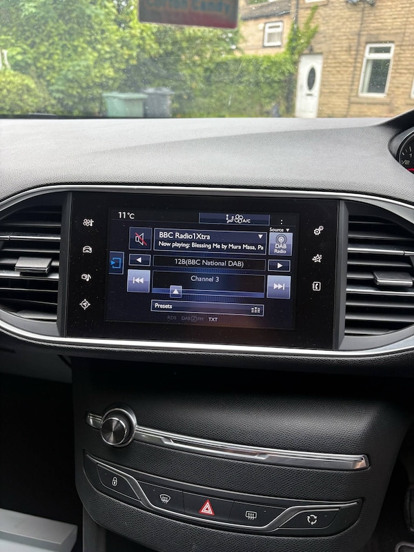 Used Peugeot 308 2017 for sale - 74705436: Photo 7