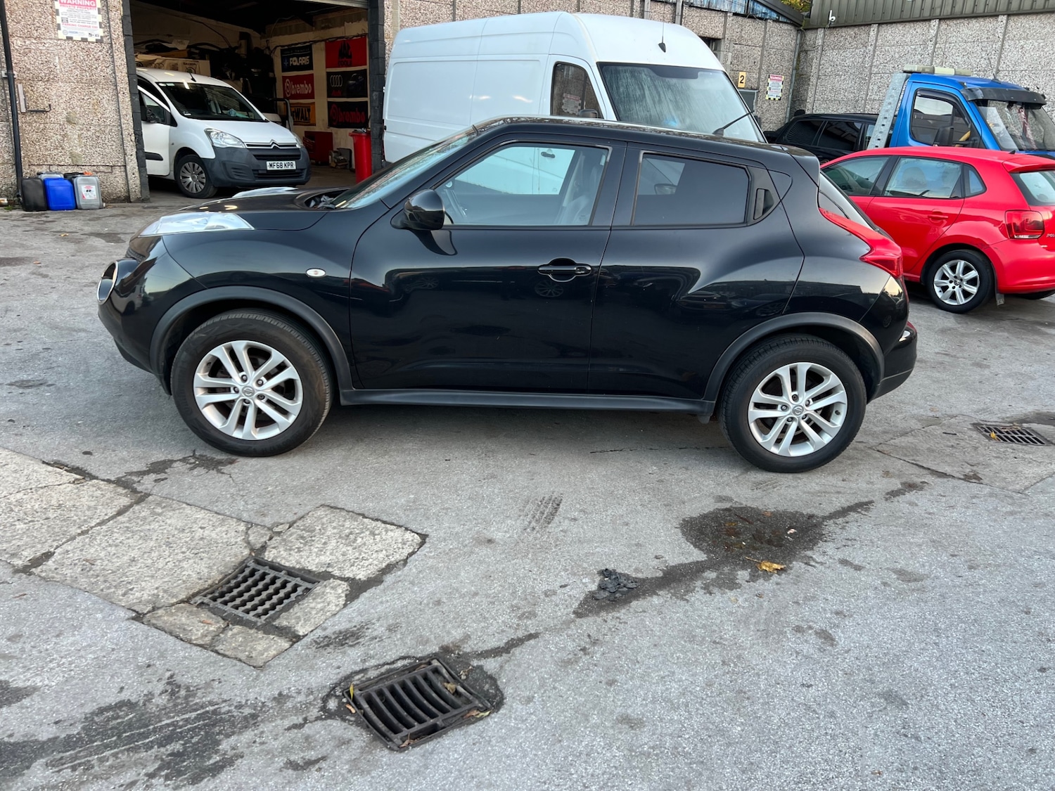 Used Nissan Juke 2011 for sale - 77778579: Photo 4