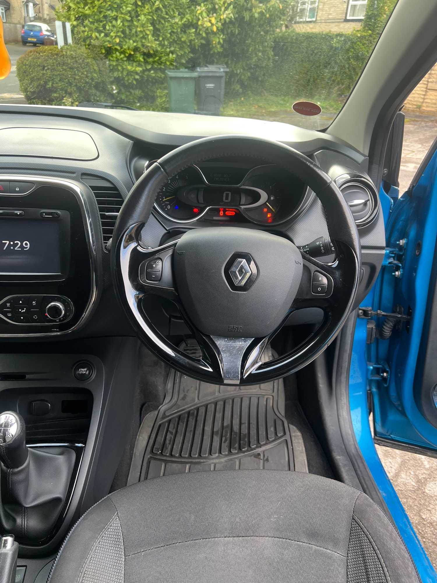 Used Renault Captur 2015 for sale - 78190703: Photo 15