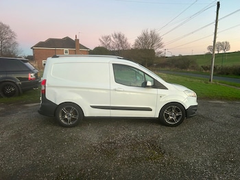 Used Ford Transit Courier 2014 for sale - 79010646: Photo