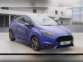 2016 (16) - 1.6 EcoBoost ST-3 3dr
